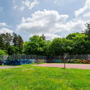 Außenaufnahme Sportbereich  Pädagogisch Therapeutischer Intensivbereich Rummelsberg 