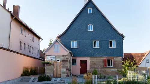 Außenansicht von der Kinderkrippe Storchenhaus in Fürth