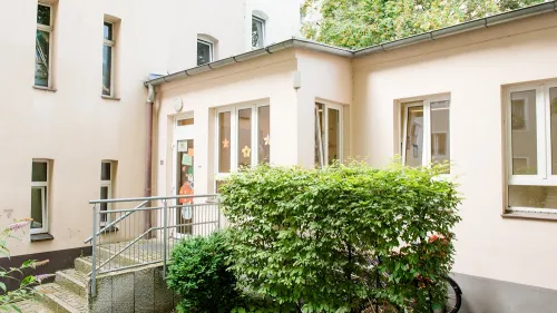 Außenansicht von der Kinderkrippe Zwergenstübchen Nürnberg