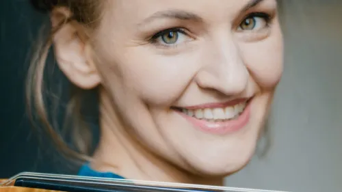 Franzisa Hölscher, Violinistin und Intendantin des „Fränkischen Sommers“. 