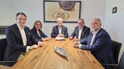 v.l.n.r.: Dr. Tobias Gaydoul, Diakonin Christine Meyer, Prof. Dr. Stefan Ark Nitsche, Karl Schulz und Diakon Peter Barbian