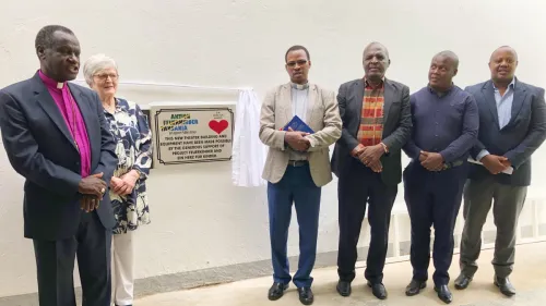 Einweihung OP Trakt in Tansania