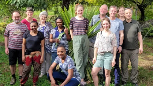 Feuerkinderteam mit Dr. Godnester und Dr. Lilian